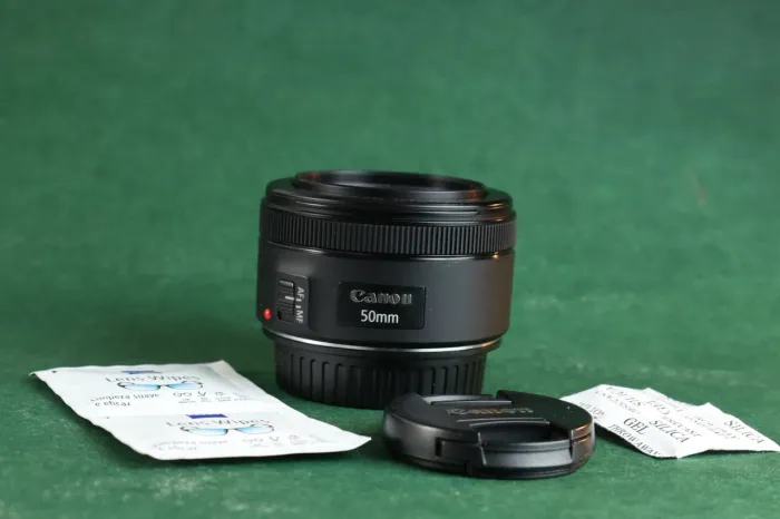 Canon EF 50mm STM 