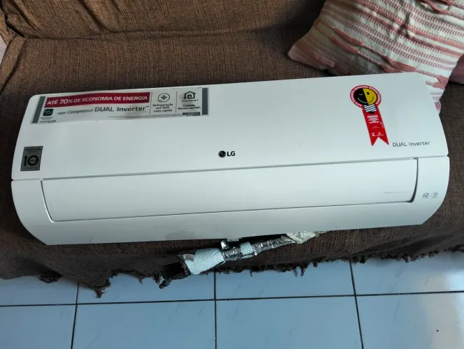 Ar condicionado Split LG Dual Inverter 12.000 Btus Wi-Fi 