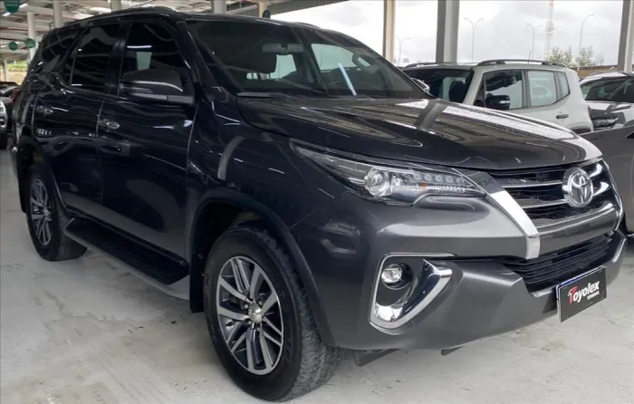 Toyota Hilux SW4 4X4 2.8 Diesel 2019