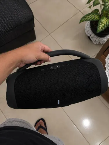 Caixa de Som Boombox 3 Bluetooth - Potente e Portátil