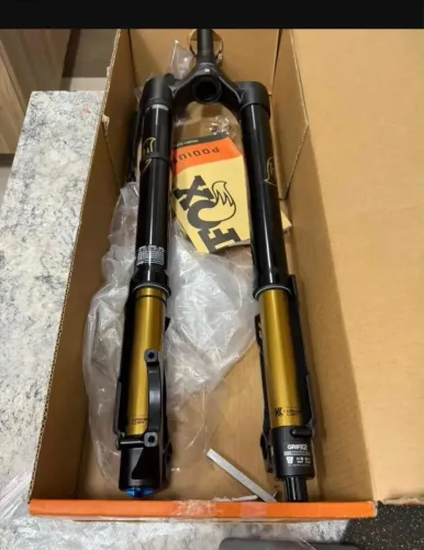 Suspensão FOX Podium 170 mm para E-bike e MTB Enduro - Premium