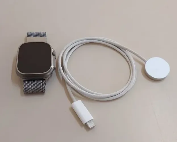Apple Watch Ultra 2 49mm Titânio GPS Cellular 90% Bateria Original