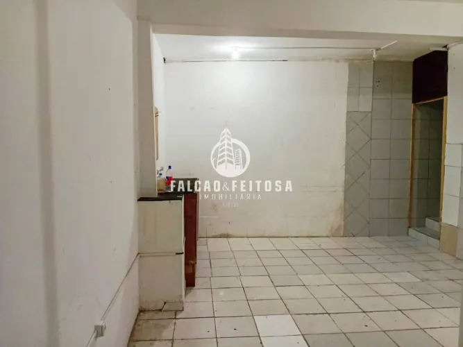 Loja para locação em Brotas