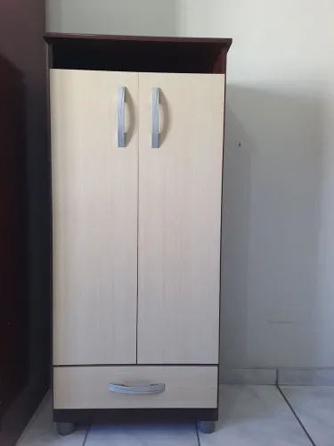 Armário de 2 portas