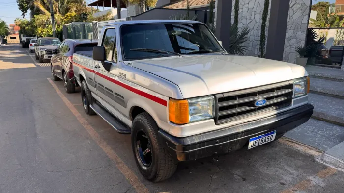 Ford F-1000 S. S. Diesel / S.s. Diesel Turbo 1995