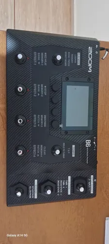 Pedaleira zoom b6