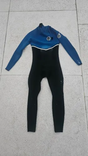 Vendo roupa de borracha Rip Curl MP