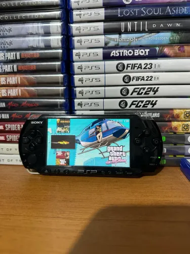 Psp DesbloKeado turbinado dezena de jogos 