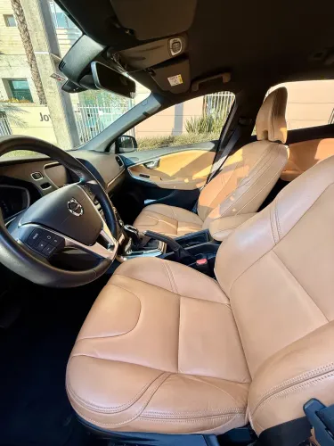 Volvo V40 T-4 Momentum 2.0 Aut. 2019