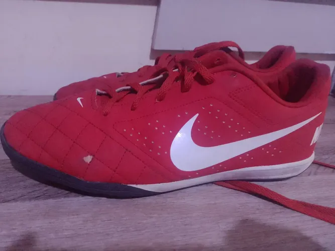 Chuteira beco nike original de futsal