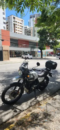 Himalayan 411cc nova de garagem.