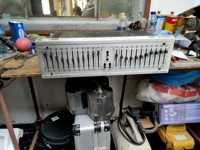 EQUALIZADOR QUASAR MOD QE 10000
