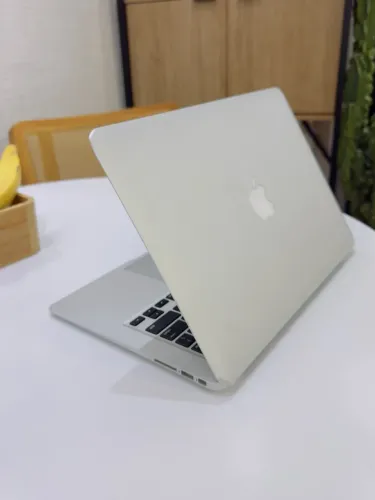 MacBook Air, Intel® Core? i5, 8GB, 128GB