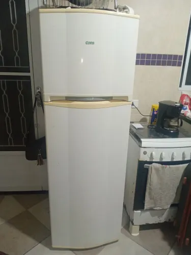 Geladeira Eletrolux Consul