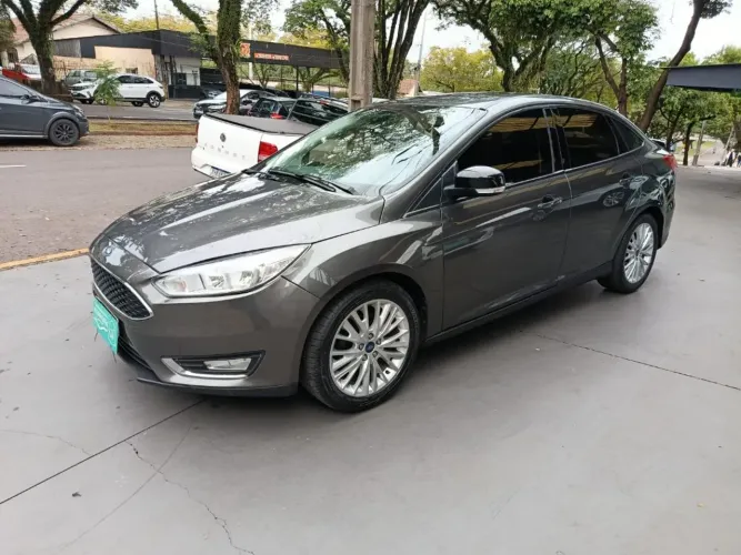 Ford Focus 2.0 16v/se/se Plus Flex 5P Aut. 2016