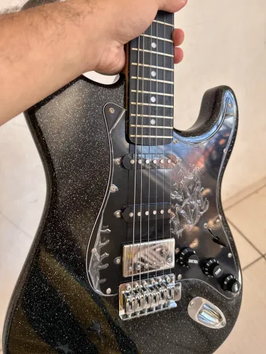 Guitarra Seizi Fun Katana Musashi HSS