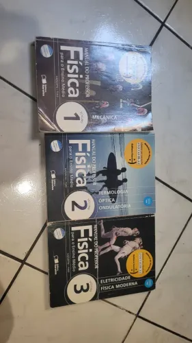 Coleção de fisica kazuhito fuke