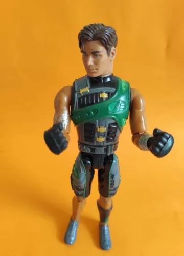Boneco max steel turbo batalha 