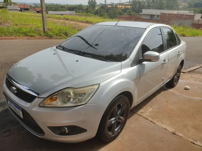 Ford Focus Sedan 2.0 16v/2.0 16V Flex 4P Aut. 2009