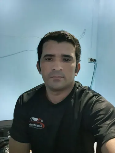 Pedreiro pintor eletricista e encanador 