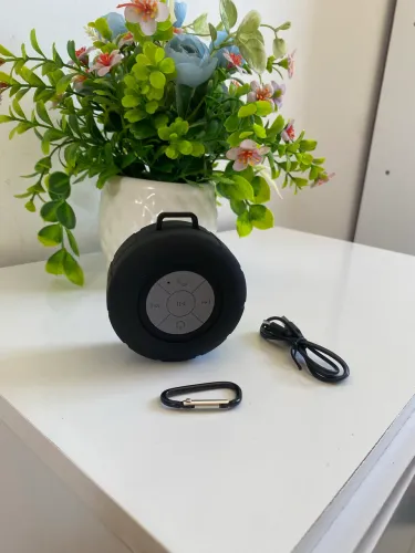 Caixinha de Som Bluetooth Portátil (Resistente à Água) - Impecável!