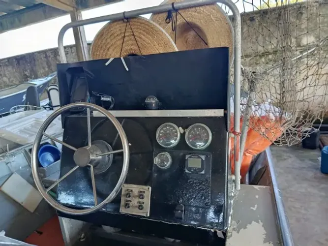 Barco Marval maresias de 6,70 metros.