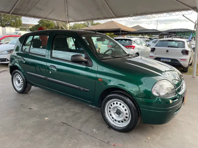 Renault Clio RL / Yahoo/ Authent. 1.0 8V 5P 2000