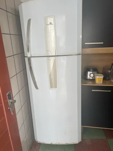 Geladeira continental Frost Free - 2 portas 