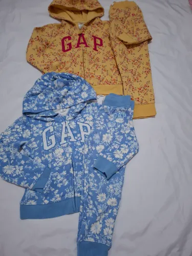 Conjuntos infantil originais Gap.