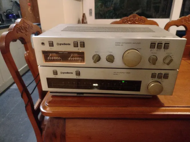 Amplificador e Receiver Gradiente 