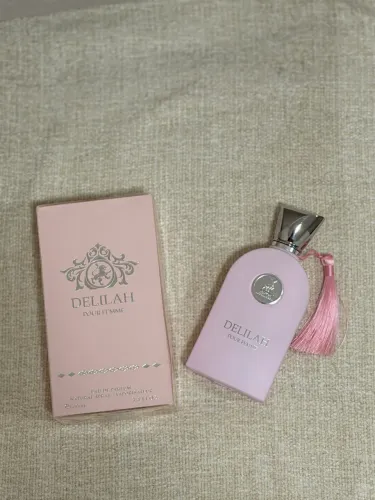Perfumes importados , árabes e cosméticos.