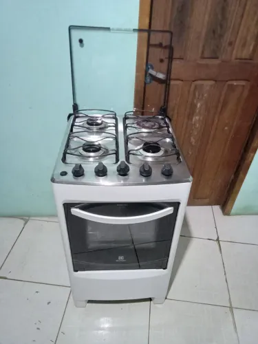 Vendo fogão 4 bocas em ótimo estado de uso
