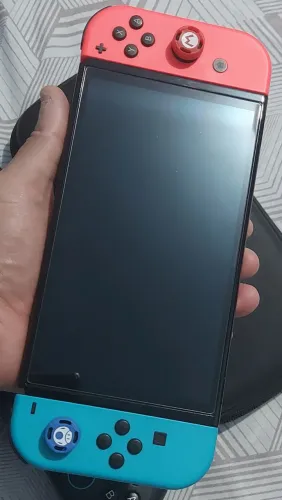 Nintendo Switch Oled 64gb com carregador