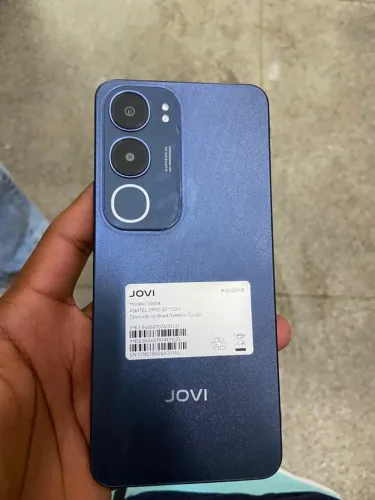 Vendo ou troco Android JOVI Y19s novo na caixa