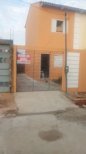 LINDA CASA NO CONJ ANDIRÁ próx. IFAC do Xavier maia