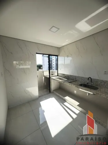 Apartamento 2o andar para Venda, Residencial Sunflower no bairro Santa Mônica, localizado 