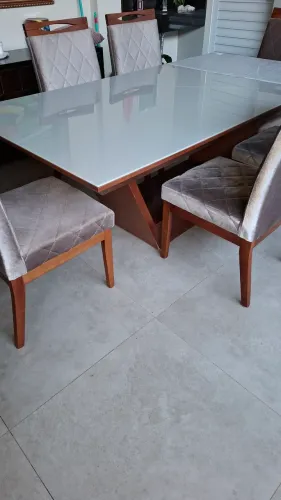 TÁ BARATO, MESA DE JANTAR