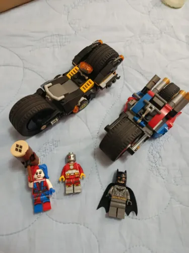 Lego DC Batman Set 76053 Perseguição de Motos (LEIA A DESCRIÇÃO)