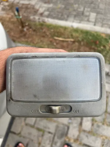 Moldura da lâmpada do teto da Tracker