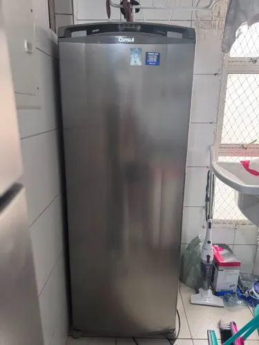 Geladeira Frost Free 337L com Espaço Extra Frio Inox Consul - CRB39MK