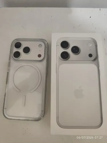 Celular 17 pró 1 mês de uso
