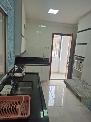Apartamento 3 quartos no 1° ANDAR com varanda e vaga de garagem coberta!