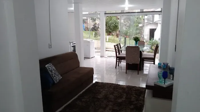 Apartamento de dois quartos com suíte na praia do Santinho