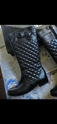 Bota Couro 37