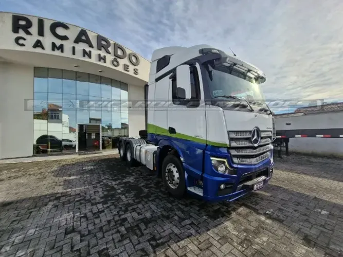 MB New Actros 2651 6x4 Teto alto completo com ar