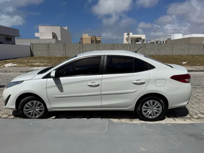 Toyota Yaris XL Live Sedan 1.5 Flex 16V 4P AUT 2021