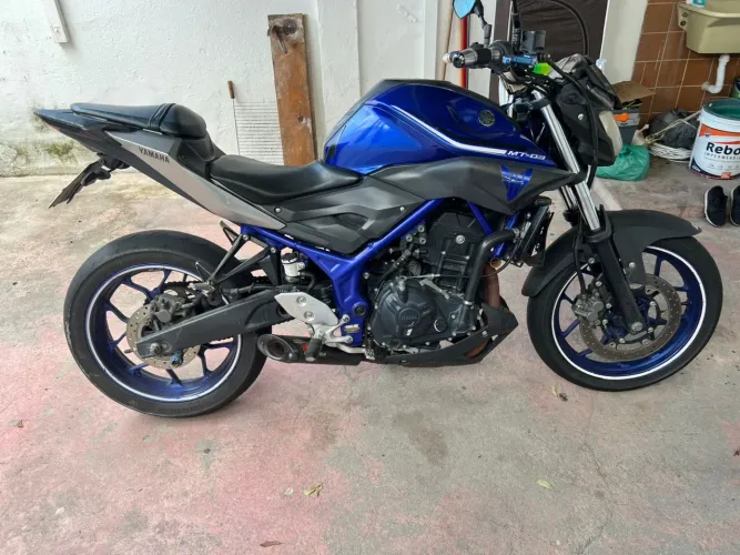 Vendo moto MT03
