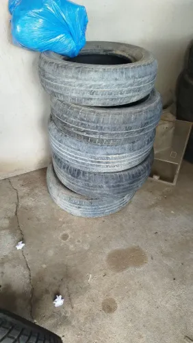 Pneus 15, 13