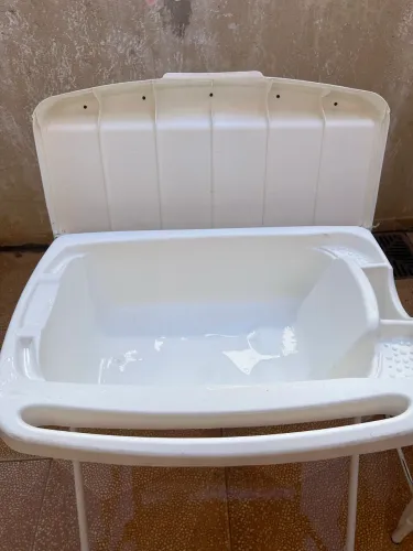 Vendo banheira com suporte 