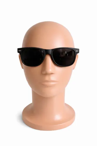 Óculos de sol estilo Wayfarer haste madeira com estojo rígido